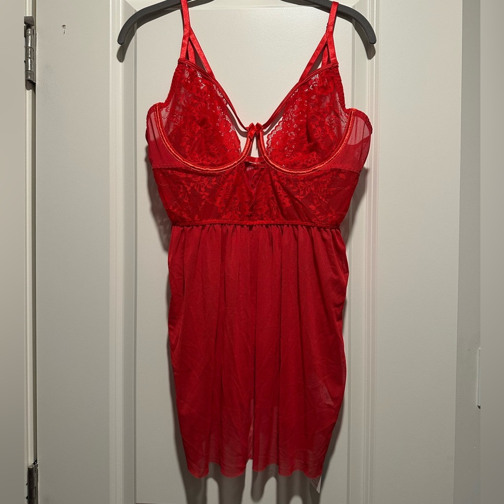 Cupshe Red Lace Chemise with Plunging Neckline